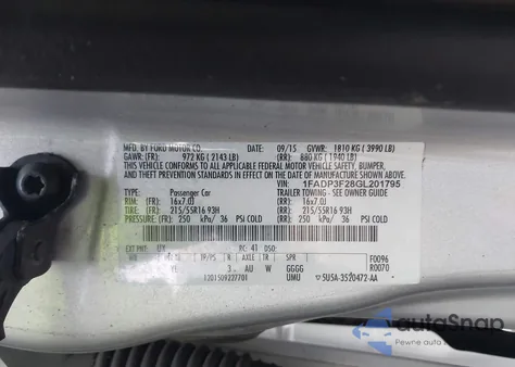 2016 Ford Focus Se z USA, uszkodzony, nr VIN 1FADP3F28GL201795